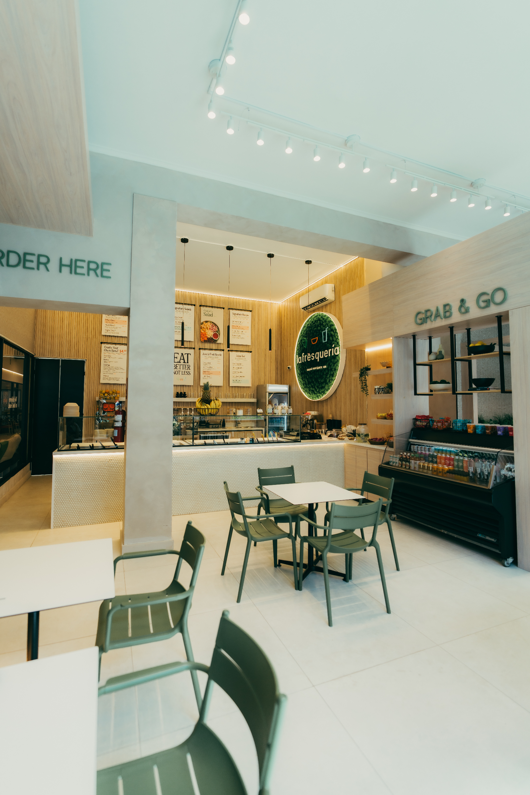 El interior de La Fresquería, con el mostrador para ordenar